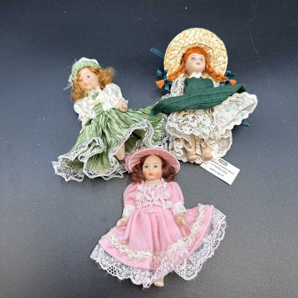 Lot of 3 Posable Victorian Dolls Country Schylling 4.5" 2NWT / 1‎ NWOT